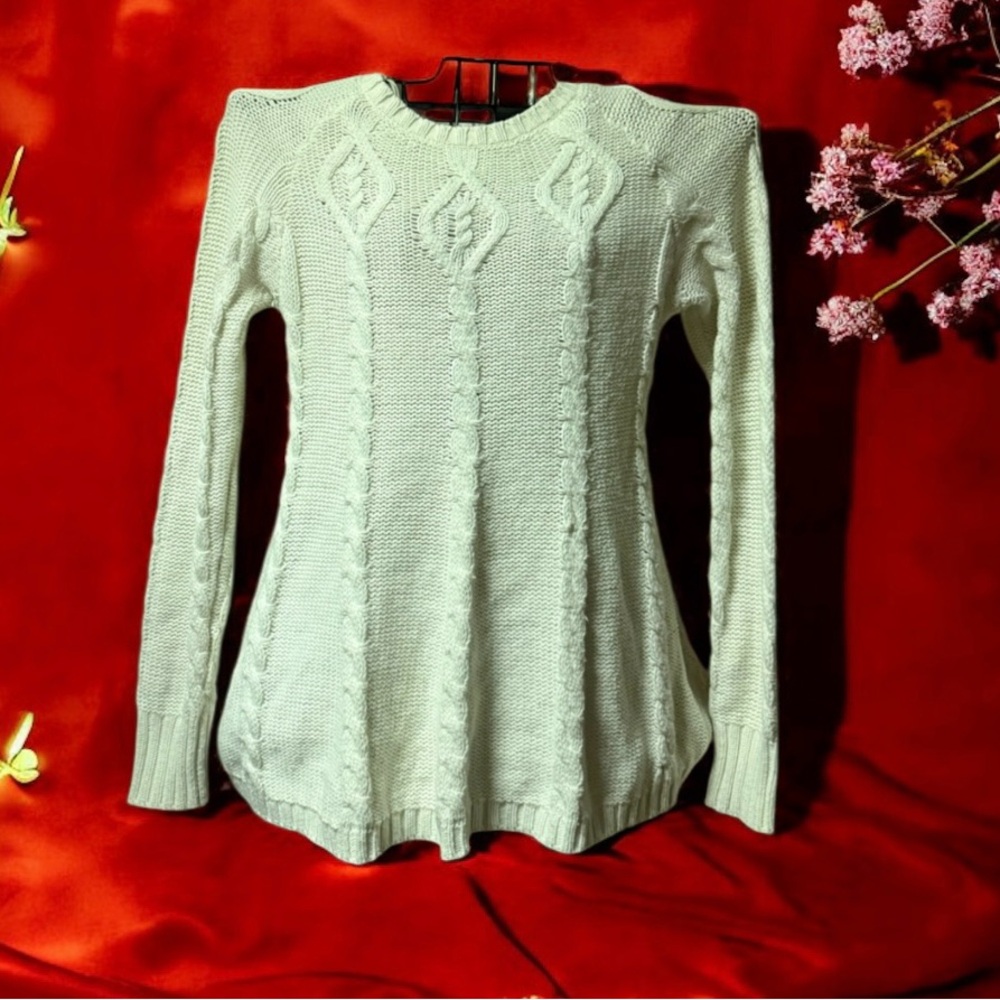 Shrinking Violet~ Sweater ~ Women’s~Medium ~Open Knit Cable Pullover~wool blend